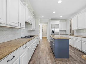 8823 Hollow Banks Lane, Houston TX 77095