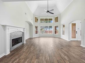 8823 Hollow Banks Lane, Houston TX 77095