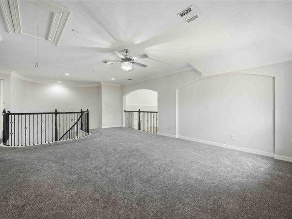 8823 Hollow Banks Lane, Houston TX 77095