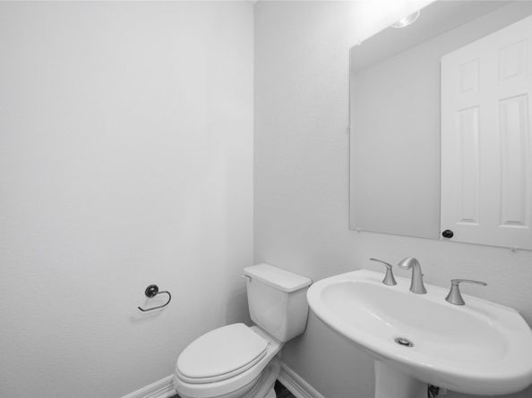 8823 Hollow Banks Lane, Houston TX 77095