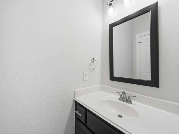 8823 Hollow Banks Lane, Houston TX 77095