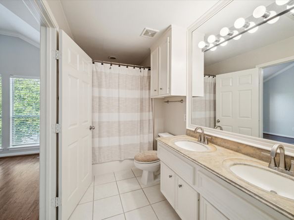 1639 Sutton Street, Houston TX 77006