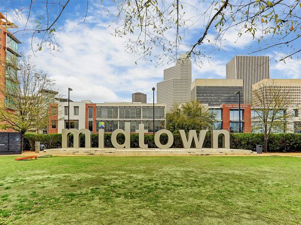 1639 Sutton Street, Houston TX 77006