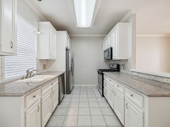 1639 Sutton Street, Houston TX 77006