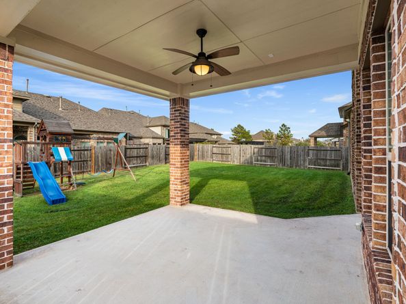 9603 Lauren Briar Lane, Humble TX 77396