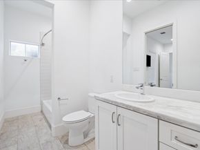 1002 Savannah Cedar Lane, Houston TX 77043