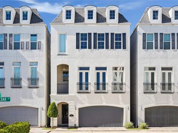 1002 Savannah Cedar Lane