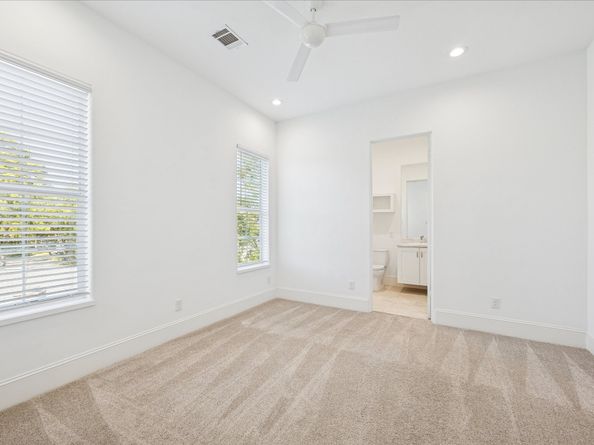 1002 Savannah Cedar Lane, Houston TX 77043