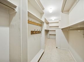 4919 Valkeith Drive, Houston TX 77096