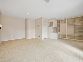 4919 Valkeith Drive, Houston TX 77096