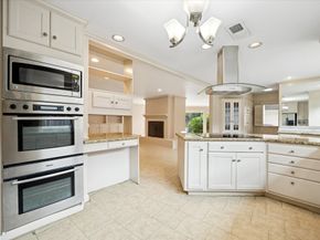 4919 Valkeith Drive, Houston TX 77096