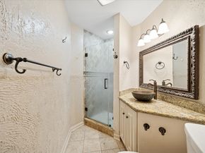 4919 Valkeith Drive, Houston TX 77096