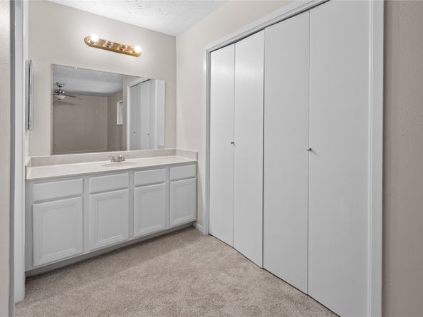 1911 Delphi Lane, Houston TX 77067