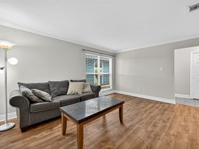 711 Worthshire Street, Houston TX 77008