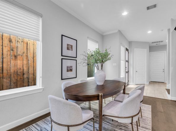 1402 Crocker Street, Houston TX 77019