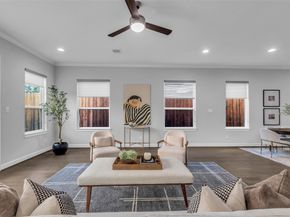 1402 Crocker Street, Houston TX 77019