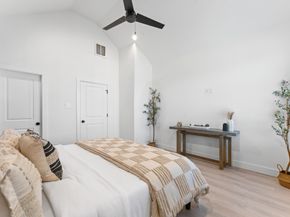 7805 Amelia Road B, Houston TX 77055