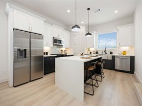 7805 Amelia Road B, Houston TX 77055