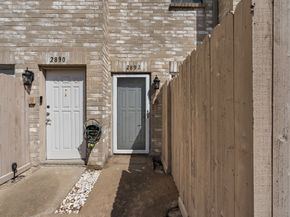 2892 Holly Hall Street 2892, Houston TX 77054
