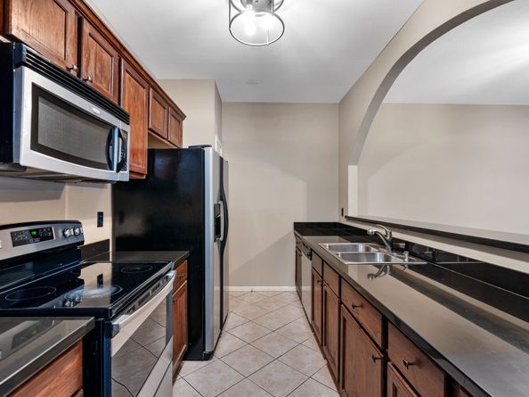 2892 Holly Hall Street 2892, Houston TX 77054