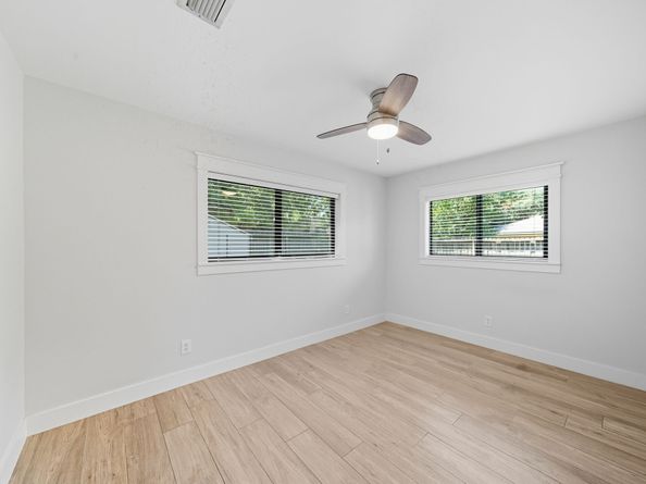 2215 Ansbury Drive, Houston TX 77018