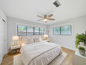 2215 Ansbury Drive, Houston TX 77018