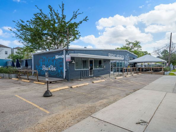 2215 Ansbury Drive, Houston TX 77018