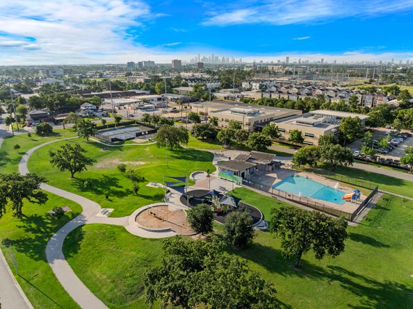 2215 Ansbury Drive, Houston TX 77018