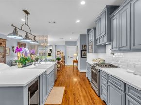 1819 Mill Creek Drive, Houston TX 77008