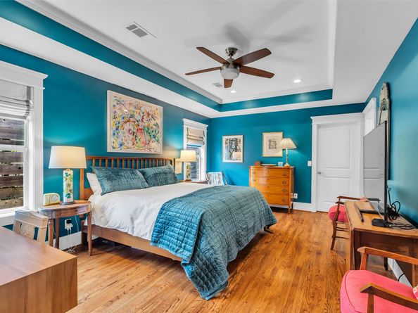 1819 Mill Creek Drive, Houston TX 77008