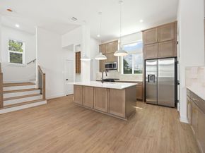 2121B Hoskins Drive, Houston TX 77080