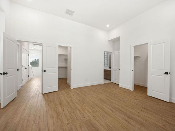 2121B Hoskins Drive, Houston TX 77080