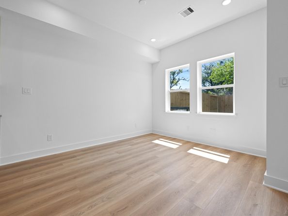 3438 Rebecca Street, Houston TX 77021