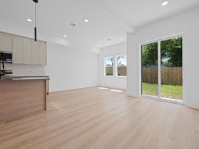 3438 Rebecca Street, Houston TX 77021