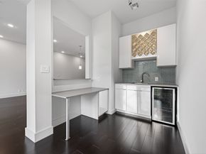 207 Pierce Street 307, Houston TX 77002