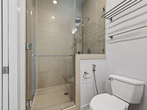 207 Pierce Street 307, Houston TX 77002