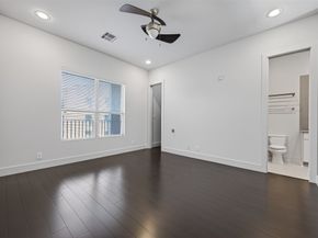 207 Pierce Street 307, Houston TX 77002