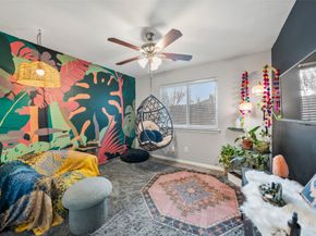 10814 Desert Springs Circle, Houston TX 77095