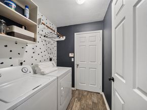 10814 Desert Springs Circle, Houston TX 77095