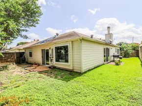 4110 Summit Valley Drive, Houston TX 77082