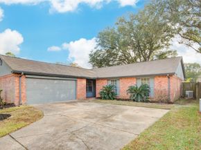6722 Lynngate Drive, Spring TX 77373