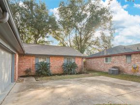 6722 Lynngate Drive, Spring TX 77373