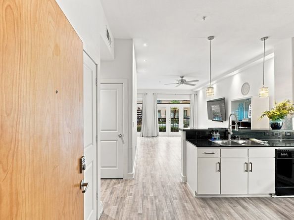 1901 Post Oak Boulevard 1501, Houston TX 77056
