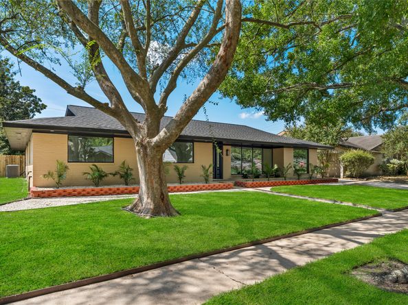 5751 Jason Street, Houston TX 77096