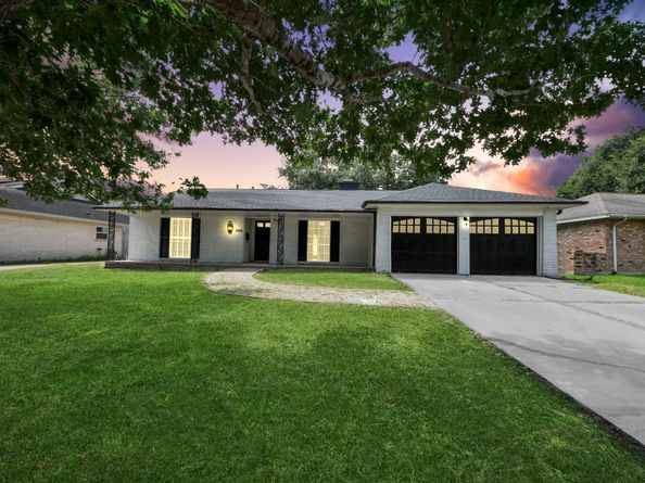 11618 Hillcroft Avenue, Houston TX 77035