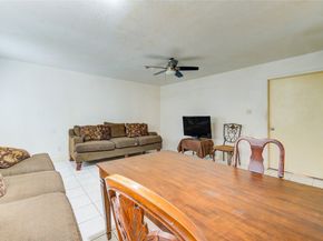 3807 Crandon Street, Houston TX 77026