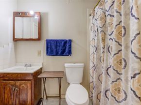 3807 Crandon Street, Houston TX 77026
