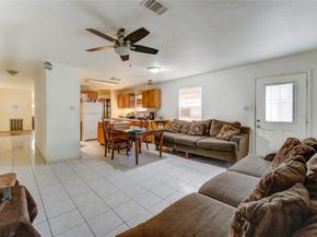 3807 Crandon Street, Houston TX 77026
