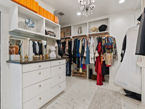 30 Hackberry Lane A, Houston TX 77027