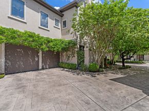 30 Hackberry Lane A, Houston TX 77027